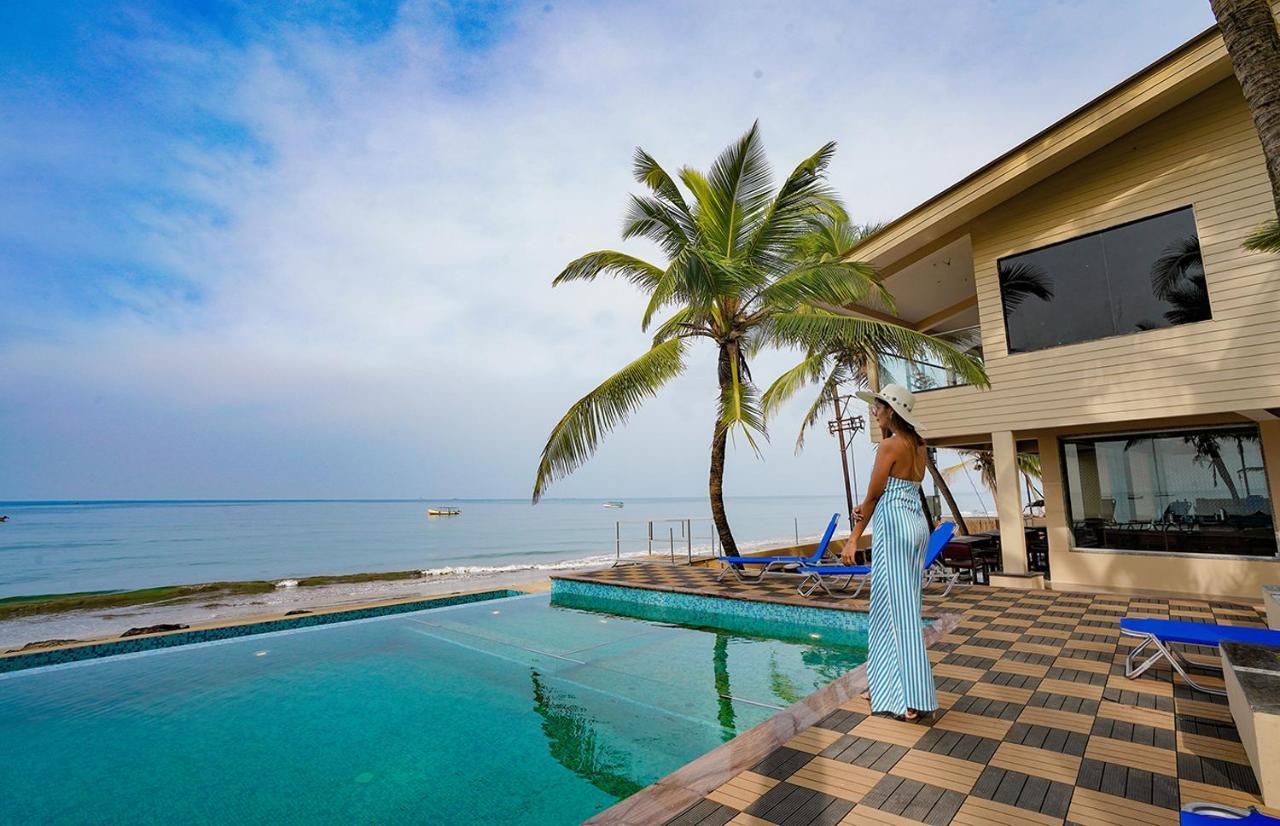The Windmill Resorts Mālvan Exteriér fotografie